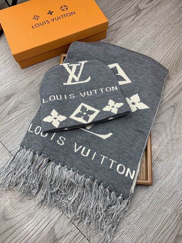 LV scarf hat hm29